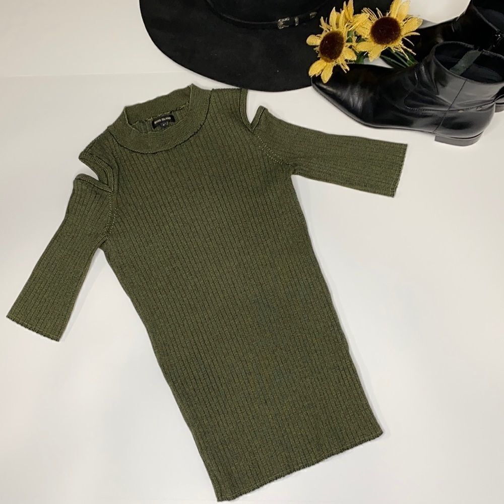 River Island Cold Shoulder Crew Stretchy Ribbed 3/4 Sleeve Crew Sweater Olive XS